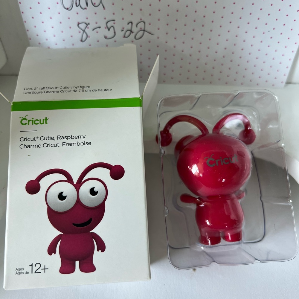 Cricut cutie. Raspberry